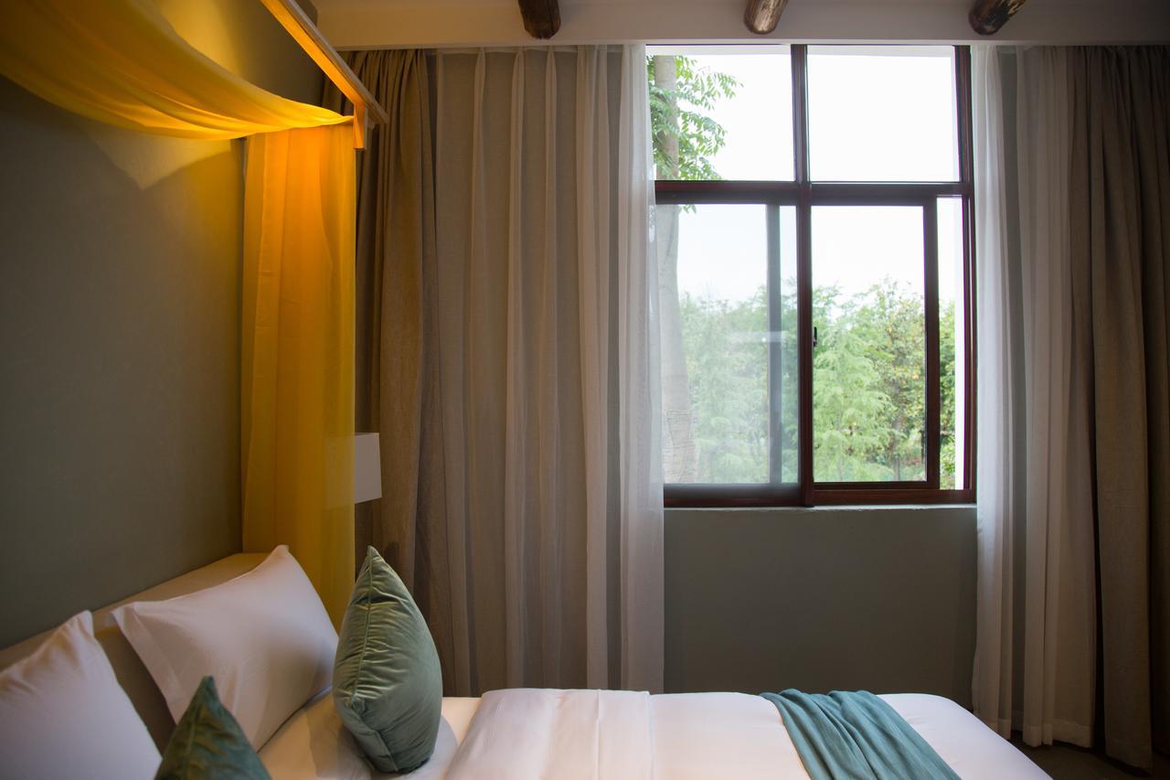 Seclusion Scenery Of Tangquan Hotspring Hotel Nanjing  Exterior photo